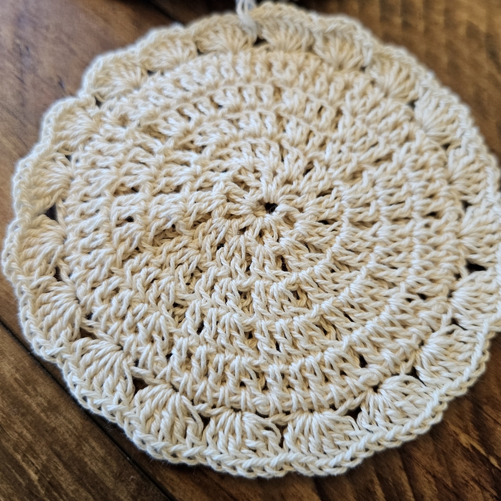 Hand Crafted Crochet Coasters Doiles set of 4 NWOT